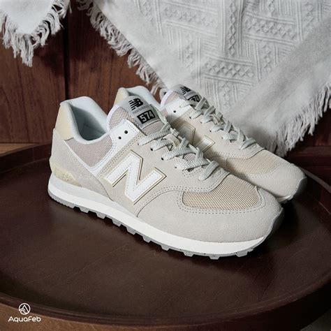 new balance 574 thick sole.